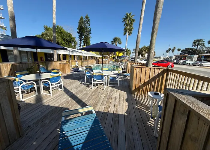 Motel Barefoot Bay 2*