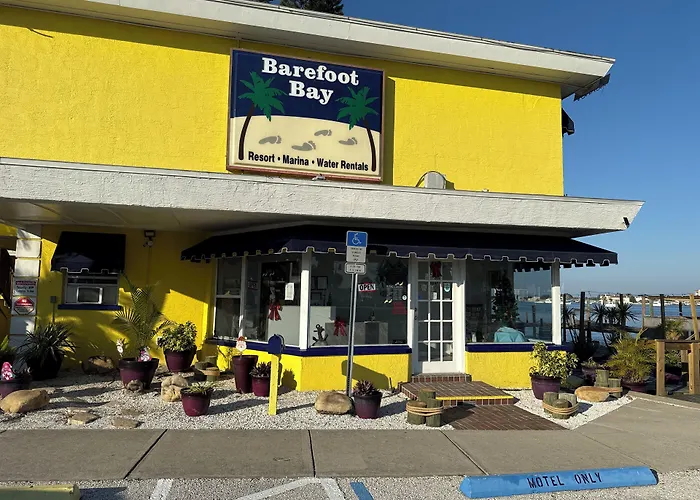 Motel Barefoot Bay 2*